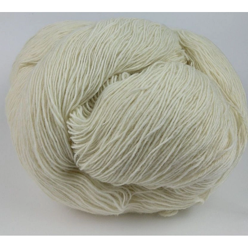 With 16 years experience wool rug carpet woolen spun yarn