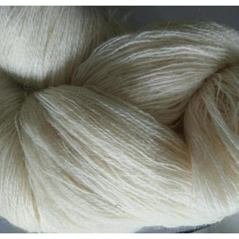 High end suitable skin 100% white wool carpet yarn