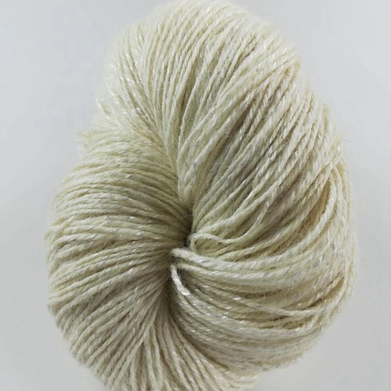 Hot selling get free wool yarn samples for carpets rugs
