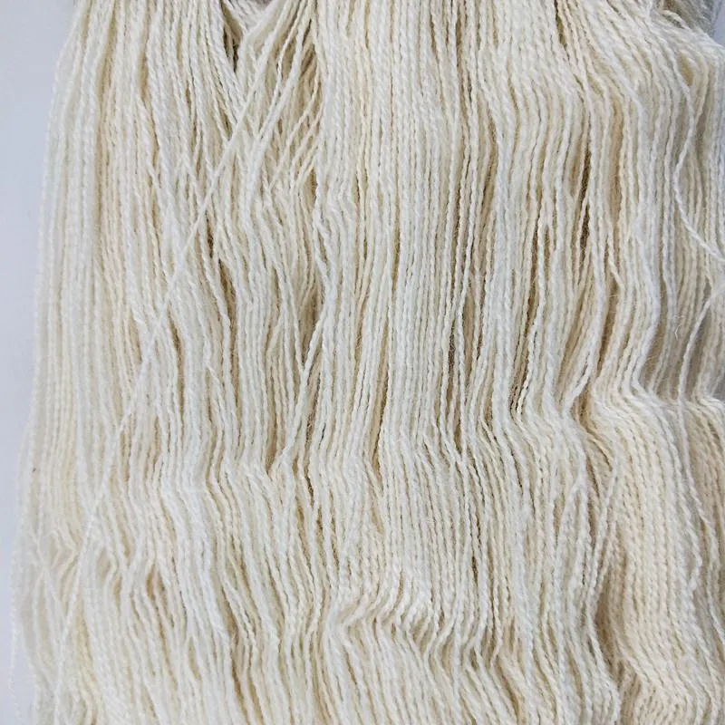 Best sell hand tufting wool carpet bulky yarn