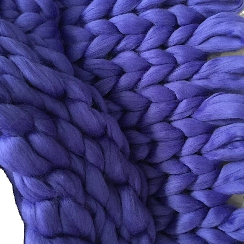 Chunky merino wool yarn for blankets