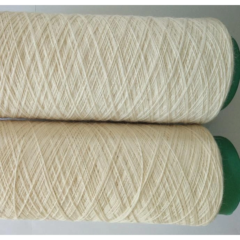 White bulky worsted spun good quality undyed wool yarn